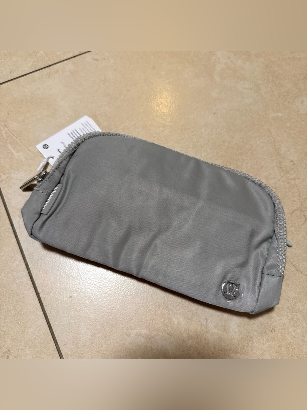 Lululemon lgiht grey Everywhere belt  bag NWT #lululemon
